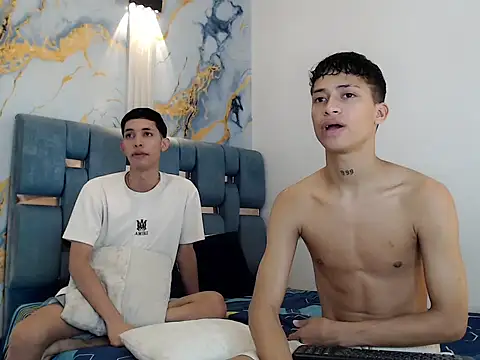 Snapshot of GOLD_BOYS chatting on February 23, 2026, 1:30 pm GOLD BOYS online show from February 23, 2026, 1:30 pm