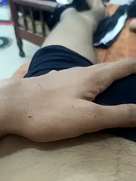 jaipurboy69xx online show from April 14, 2026, 7:42 pm