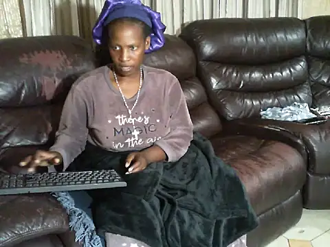 Sky-Diamond online show from April 7, 2026, 9:04 pm