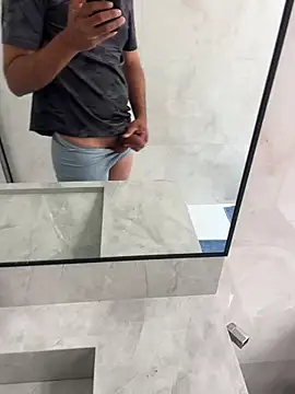 twink231 online show from April 12, 2026, 3:28 pm