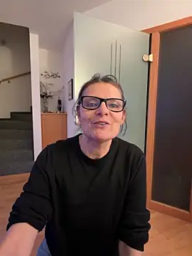 Dance Lady online show from March 20, 2026, 10:14 pm