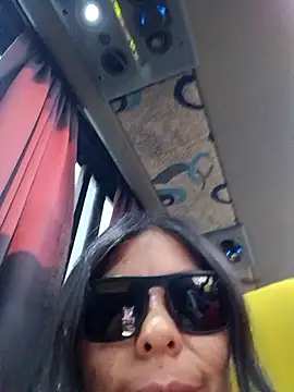 Snapshot of venus-marte chatting on March 3, 2026, 11:21 pm venus-marte online show from March 3, 2026, 11:21 pm