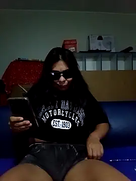 Snapshot of venus-marte chatting on March 11, 2026, 4:51 am venus-marte online show from March 11, 2026, 4:51 am