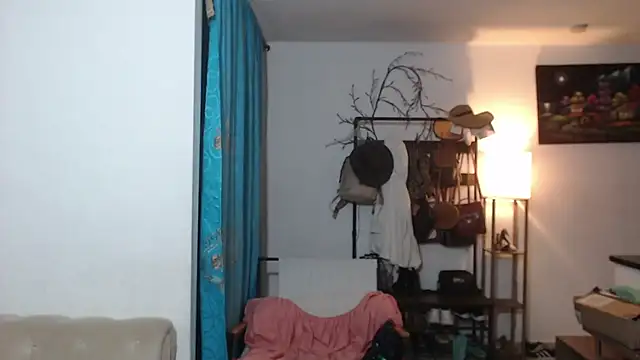 Snapshot of Dani-brown chatting on June 22, 2026, 5:15 am Dani-brown online show from June 22, 2026, 5:15 am