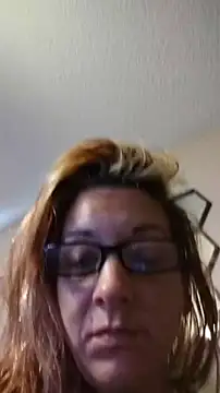 MissBella0969 online show from May 5, 2026, 2:03 pm