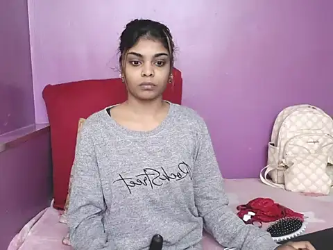 Snapshot of indianicon23 chatting on May 9, 2026, 5:45 am indianicon23 online show from May 9, 2026, 5:45 am