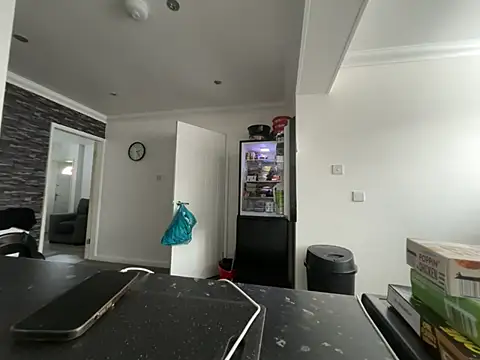 jadey19x online show from February 18, 2026, 2:24 pm