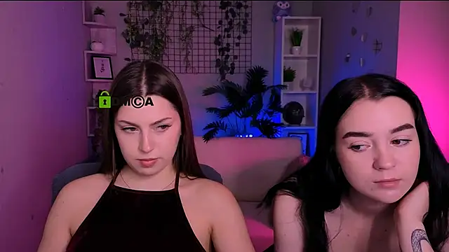 Snapshot of amalialowell chatting on June 20, 2026, 7:05 pm amalialowell online show from June 20, 2026, 7:05 pm