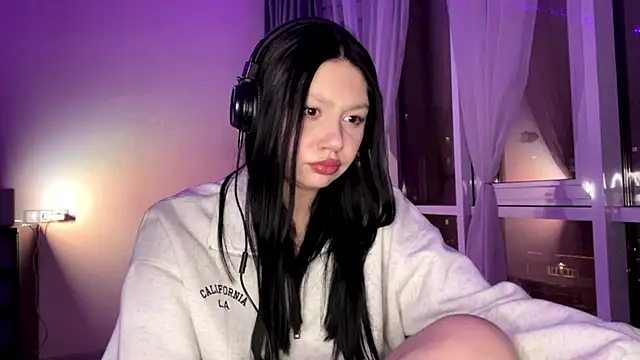 Snapshot of RaquelsHusband chatting on February 17, 2026, 2:46 pm RaquelsHusband online show from February 17, 2026, 2:46 pm