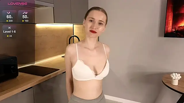 AshleyyJones online show from April 29, 2026, 5:52 pm