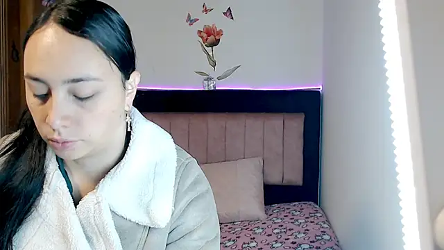 MARYXS1 online show from February 18, 2026, 12:56 pm