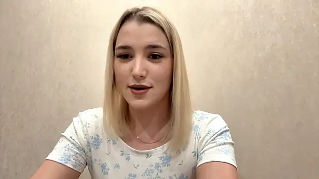 Snapshot of MerryVideo chatting on February 19, 2026, 9:11 pm MerryVideo online show from February 19, 2026, 9:11 pm