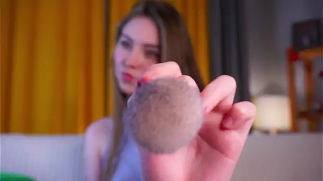 Snapshot of LorileeRuetz chatting on February 21, 2026, 1:23 pm LorileeRuetz online show from February 21, 2026, 1:23 pm