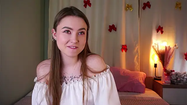 Snapshot of LorileeRuetz chatting on February 27, 2026, 12:38 pm LorileeRuetz online show from February 27, 2026, 12:38 pm