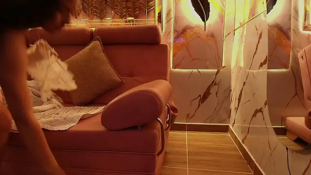 Snapshot of SilkNyx chatting on February 19, 2026, 8:27 pm SilkNyx online show from February 19, 2026, 8:27 pm