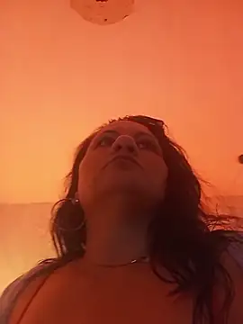 Snapshot of Mishell_Perez chatting on February 20, 2026, 6:26 am Mishell Perez online show from February 20, 2026, 6:26 am