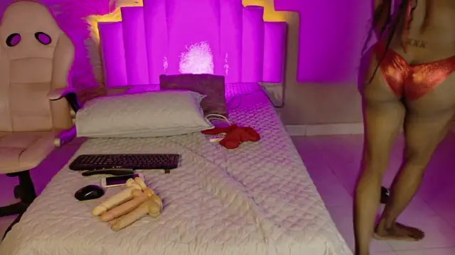 Snapshot of Sheinny_brown1 chatting on February 20, 2026, 7:47 pm Sheinny brown1 online show from February 20, 2026, 7:47 pm