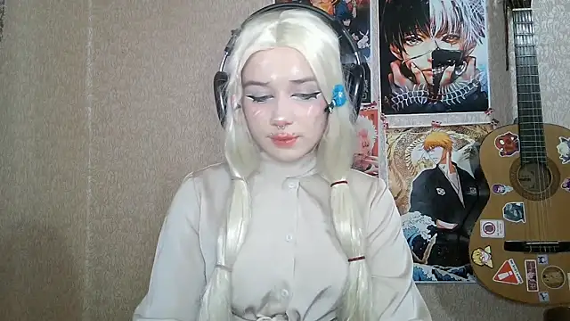 MilaTyan online show from March 18, 2026, 4:21 pm