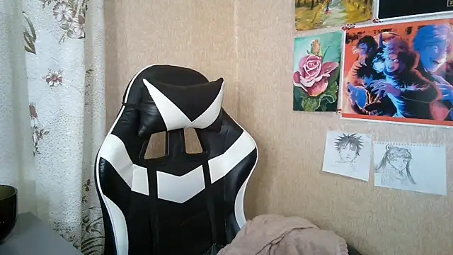 MilaTyan online show from April 12, 2026, 6:02 pm