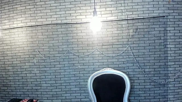 hillary bigbutt online show from March 19, 2026, 2:04 am