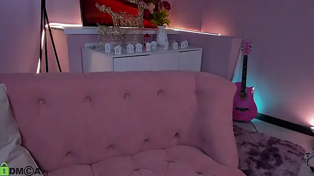 Snapshot of leylamirage chatting on February 26, 2026, 12:26 pm leylamirage online show from February 26, 2026, 12:26 pm