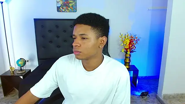 liiam3 online show from April 11, 2026, 8:57 pm