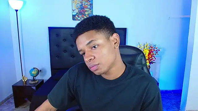 liiam3 online show from April 12, 2026, 2:11 pm