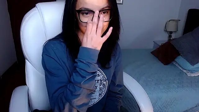 mailin 777 online show from February 18, 2026, 1:01 am