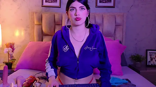 Snapshot of IsabellaRossi chatting on April 30, 2026, 5:36 am IsabellaRossi online show from April 30, 2026, 5:36 am
