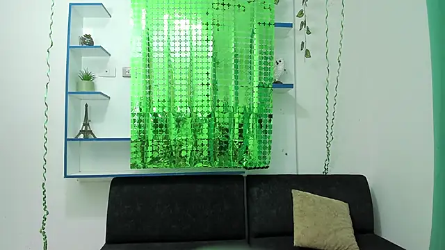 luna sex hot  online show from April 10, 2026, 12:10 pm