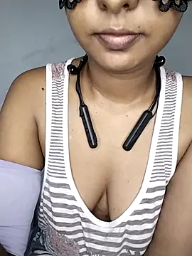 Snapshot of ASHANYA_JAYASOORIYA chatting on May 26, 2026, 10:00 am ASHANYA JAYASOORIYA online show from May 26, 2026, 10:00 am