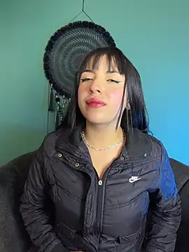 Snapshot of _Mishell22 chatting on February 17, 2026, 4:02 pm Mishell22 online show from February 17, 2026, 4:02 pm