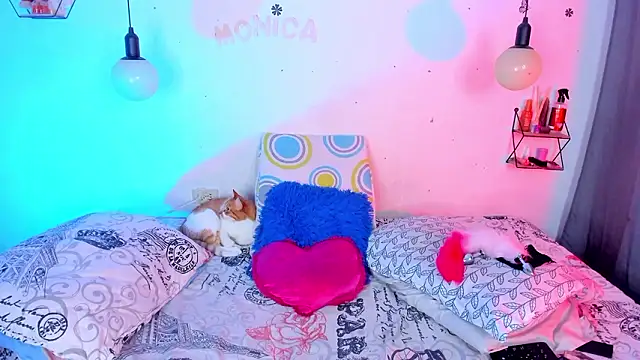 moni bbw online show from March 29, 2026, 7:36 pm