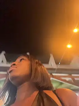 Snapshot of ZarahFerreira chatting on March 4, 2026, 12:38 am ZarahFerreira online show from March 4, 2026, 12:38 am