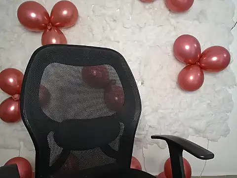 Snapshot of Cute_Liza0 chatting on February 24, 2026, 1:53 pm Cute Liza0 online show from February 24, 2026, 1:53 pm