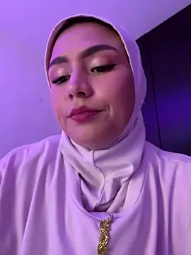 Snapshot of Darsha_Khemu chatting on June 20, 2026, 10:34 pm Darsha Khemu online show from June 20, 2026, 10:34 pm