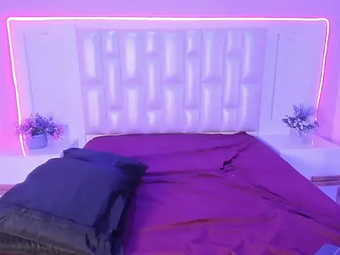 Liia Collins online show from February 25, 2026, 5:55 pm