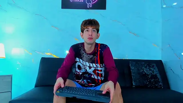 Snapshot of Spicy_guys chatting on February 24, 2026, 12:58 pm Spicy guys online show from February 24, 2026, 12:58 pm