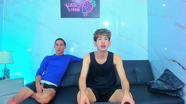 Snapshot of Spicy_guys chatting on March 1, 2026, 1:02 pm Spicy guys online show from March 1, 2026, 1:02 pm