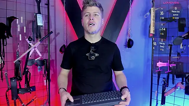 Snapshot of MrJustin_Brianna_BDSM chatting on February 28, 2026, 7:26 pm MrJustin Brianna BDSM online show from February 28, 2026, 7:26 pm