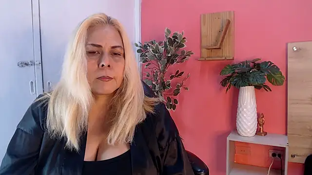 Snapshot of eva_colen50 chatting on July 11, 2026, 5:59 pm eva colen50 online show from July 11, 2026, 5:59 pm
