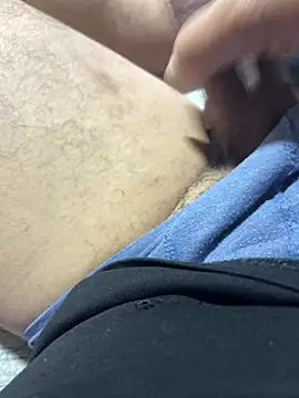 TurkeyMen online show from April 9, 2026, 10:37 pm