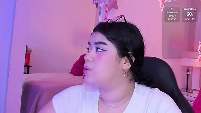 Snapshot of AnniJones chatting on April 11, 2026, 3:00 am AnniJones online show from April 11, 2026, 3:00 am