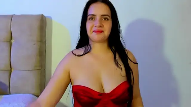 madame lilly  online show from April 15, 2026, 8:20 pm