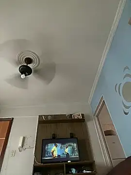 Snapshot of litlleboyeus chatting on February 19, 2026, 9:49 am litlleboyeus online show from February 19, 2026, 9:49 am