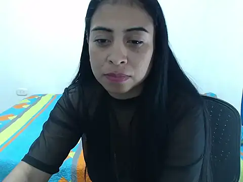 karla-hank online show from April 21, 2026, 2:01 pm