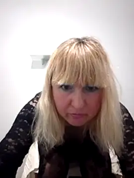 -Nefertiti- online show from February 19, 2026, 4:08 am