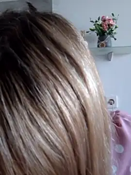 Snapshot of -Nefertiti- chatting on June 3, 2026, 12:19 pm -Nefertiti- online show from June 3, 2026, 12:19 pm