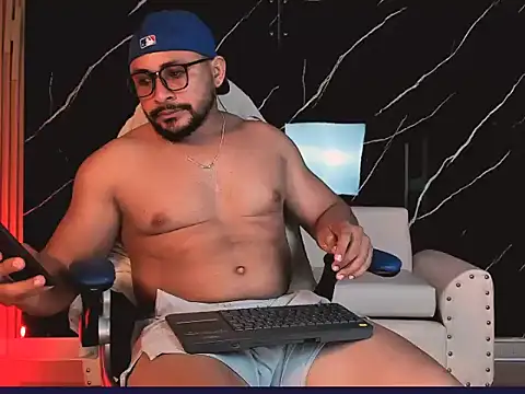 Cronos Shong online show from June 28, 2026, 3:23 am