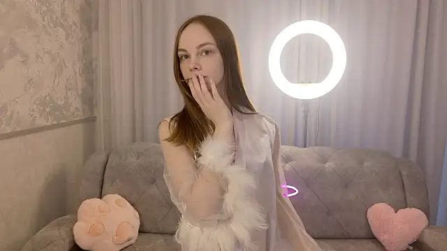 litleee sunshineeee online show from February 26, 2026, 2:16 pm